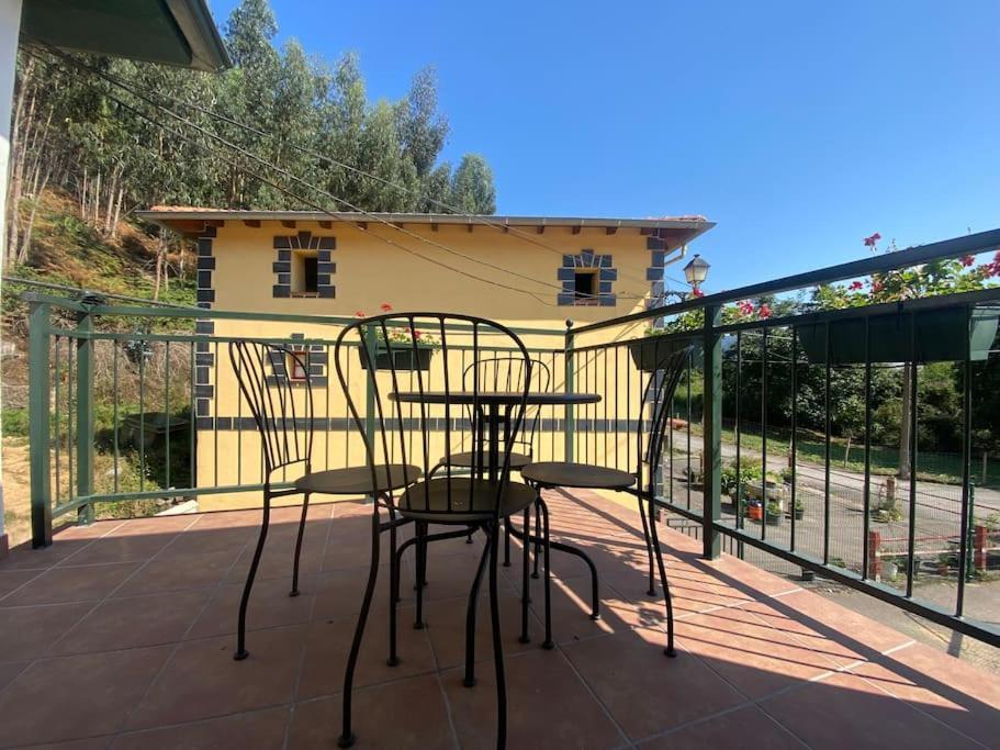 Casa En Montealegre Reformada Y Acogedora Sámano Екстериор снимка